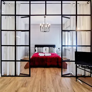 Apartment Chiclife - Florentin Downtown Apartment, Bergamo